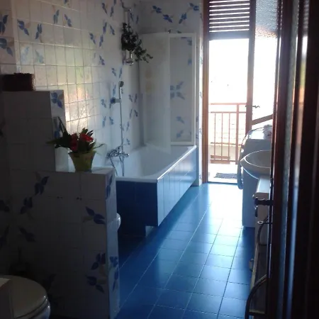 Apartment With 3 Bedrooms In Paesana With Wonderful Mountain View And Furnished Terrace דירה *